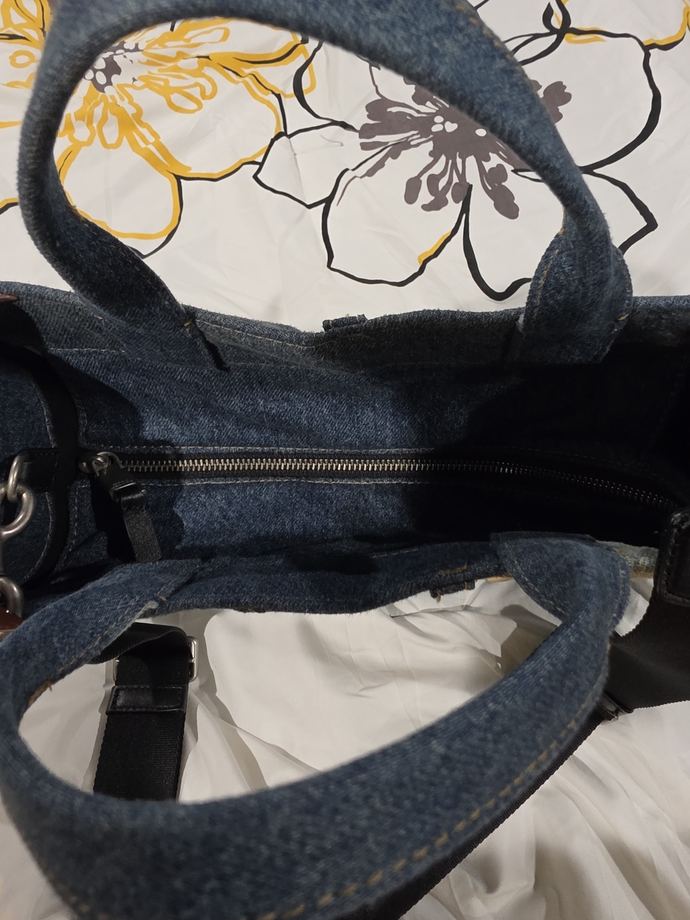 Marc Jacobs Blue Patchwork Denim 'THE TOTEBAG' Tote - Picture 7 of 8